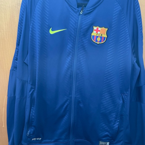 Nike Barcelona jacket - Picture 2 of 6
